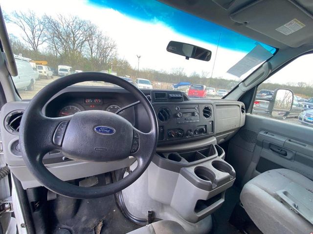 2012 Ford E-Series E 350 SD 2dr 138 in. WB DRW Cutaway Chassis - 23015324 - 13