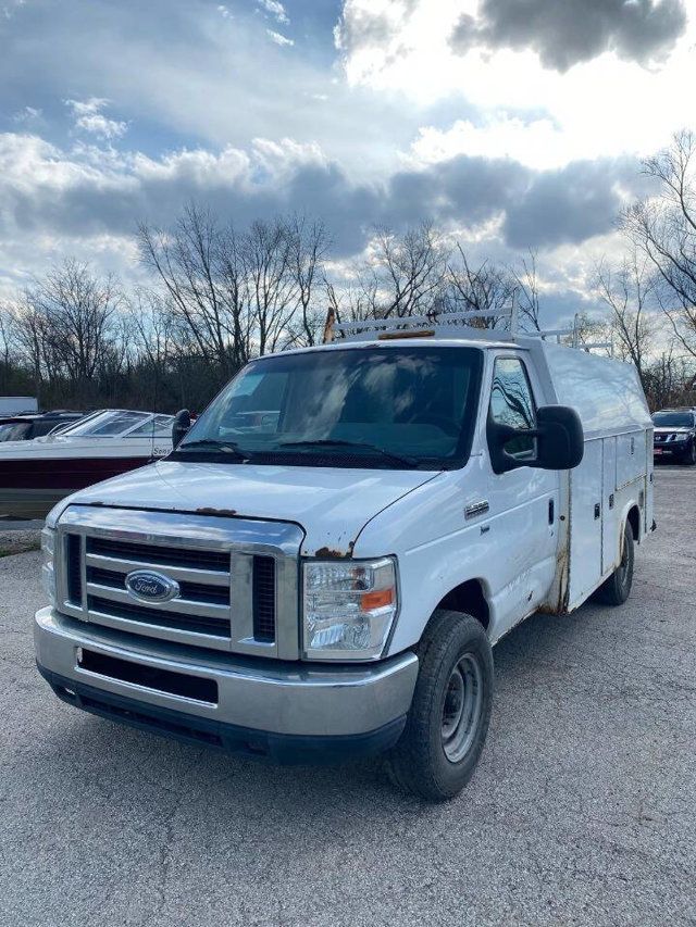 2012 Ford E-Series E 350 SD 2dr 138 in. WB DRW Cutaway Chassis - 23015324 - 2