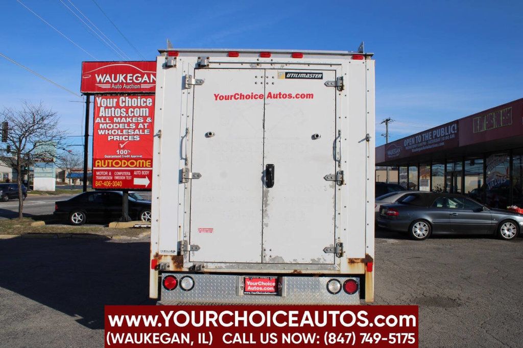 2012 Ford E-Series E 350 SD 2dr 176 in. WB DRW Cutaway Chassis - 23032547 - 5
