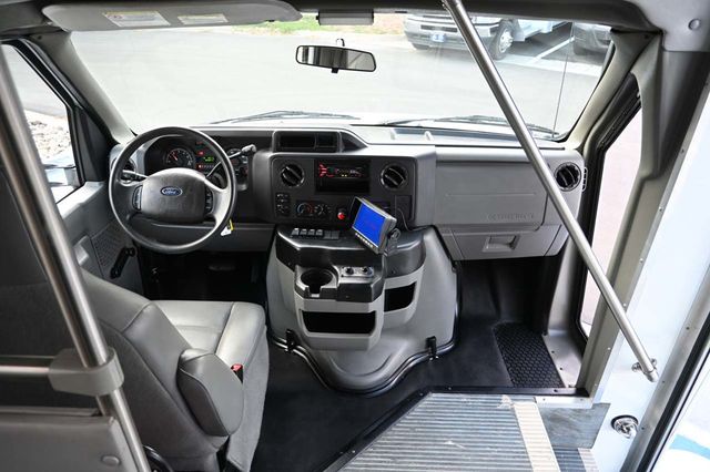 2012 Ford E-Series E-350 SD Mobility Handicap Shuttle Bus - 23019468 - 19