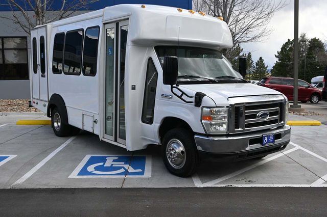 2012 Ford E-Series E-350 SD Mobility Handicap Shuttle Bus - 23019468 - 2