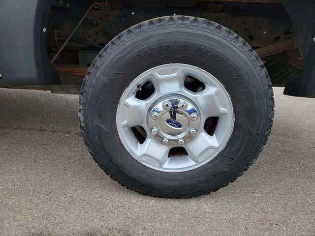 2012 Ford F250 Super Duty Super Cab XL Pickup 4D 6 3/4 ft - 22994311 - 21