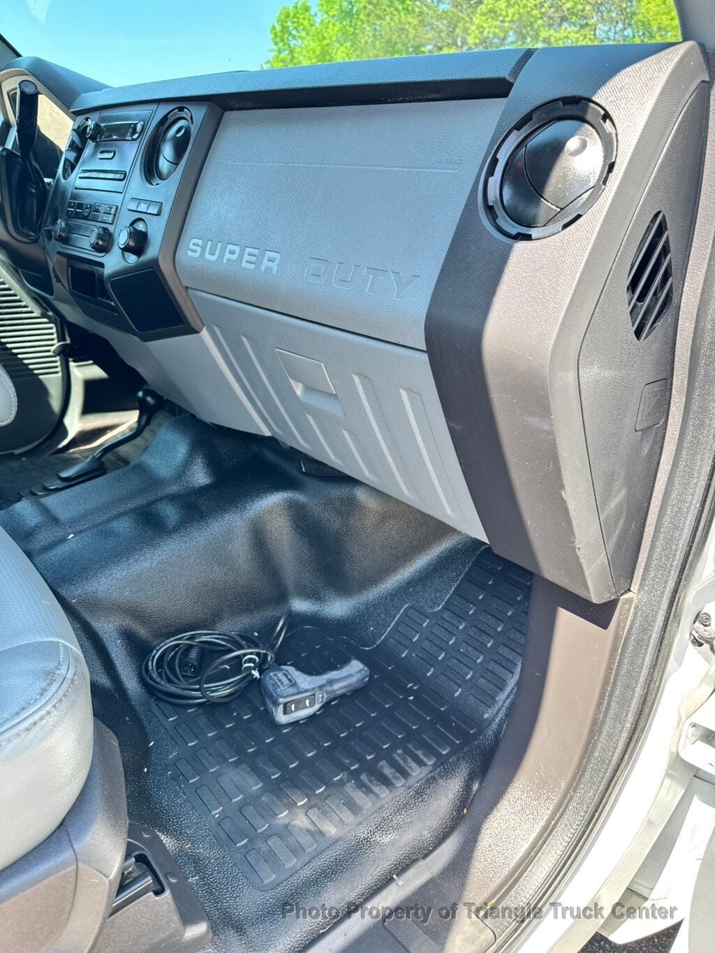 2012 Ford F250HD JUST 19k MILES! CREW CAB 4X4 UTILITY! +SUPER NICE UNIT! FINANCE OR LEASE! - 23002308 - 59