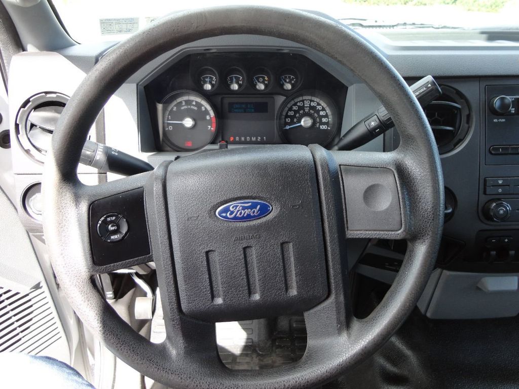 2012 Ford F450 F350...4X2 V8 GAS..ALTEC AT200A BOOM BUCKET TRUCK. - 17343421 - 47