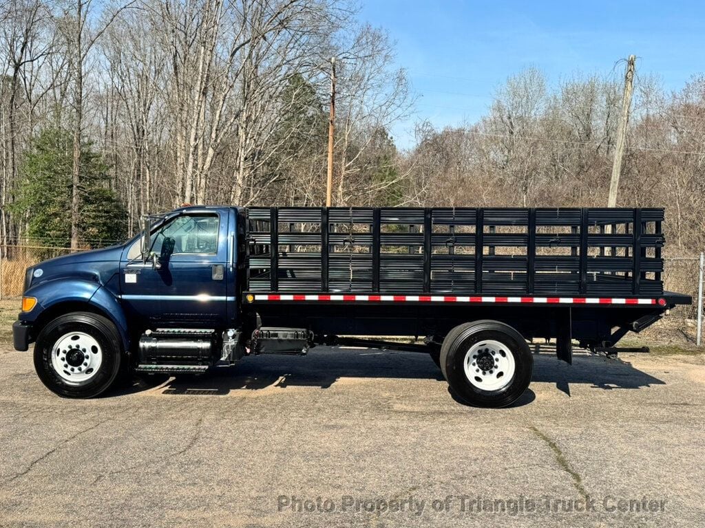 2012 Ford F650/F750 JUST 31k MILES! CUMMINS! LIFT GATE! SUPER NICE LOW MILEAGE UNIT! FINANCE OR LEASE! - 22989137 | Video 1