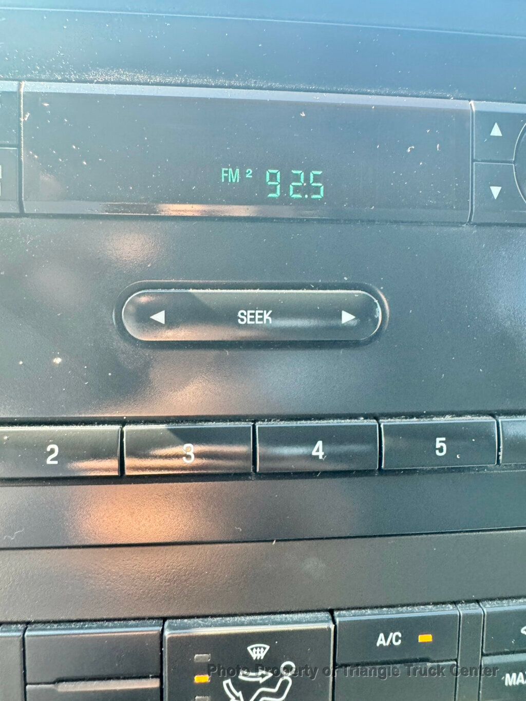 2012 Ford F650/F750 JUST 31k MILES! CUMMINS! LIFT GATE! SUPER NICE LOW MILEAGE UNIT! FINANCE OR LEASE! - 22989137 - 14