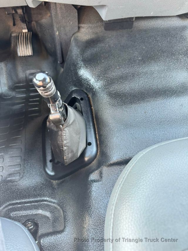 2012 Ford F650/F750 JUST 31k MILES! CUMMINS! LIFT GATE! SUPER NICE LOW MILEAGE UNIT! FINANCE OR LEASE! - 22989137 - 18