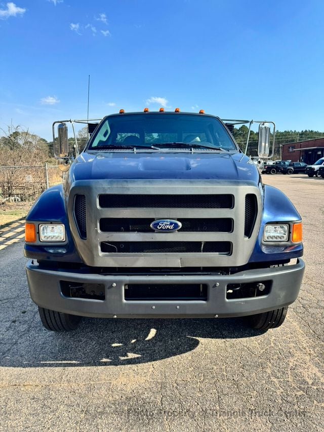 2012 Ford F650/F750 JUST 31k MILES! CUMMINS! LIFT GATE! SUPER NICE LOW MILEAGE UNIT! FINANCE OR LEASE! - 22989137 - 1