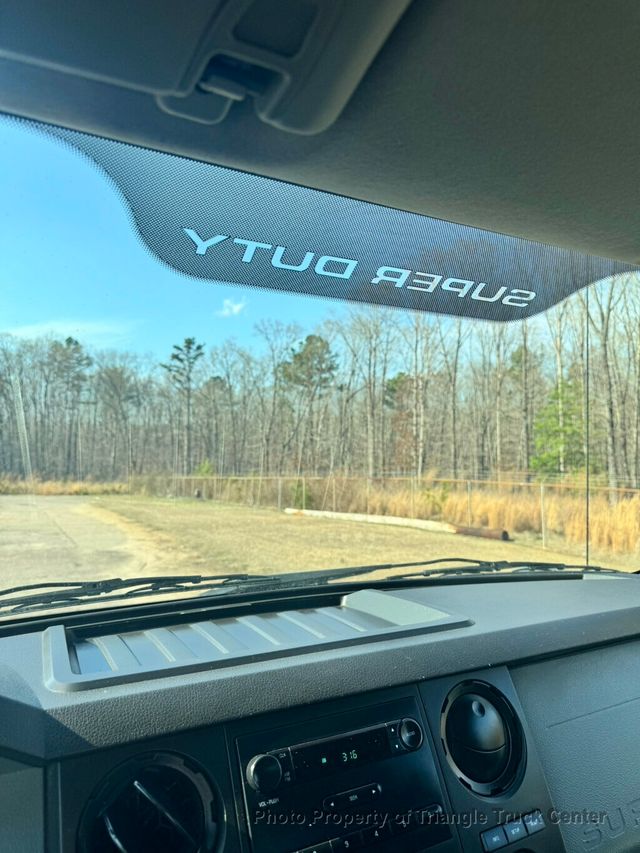 2012 Ford F650/F750 JUST 31k MILES! CUMMINS! LIFT GATE! SUPER NICE LOW MILEAGE UNIT! FINANCE OR LEASE! - 22989137 - 22