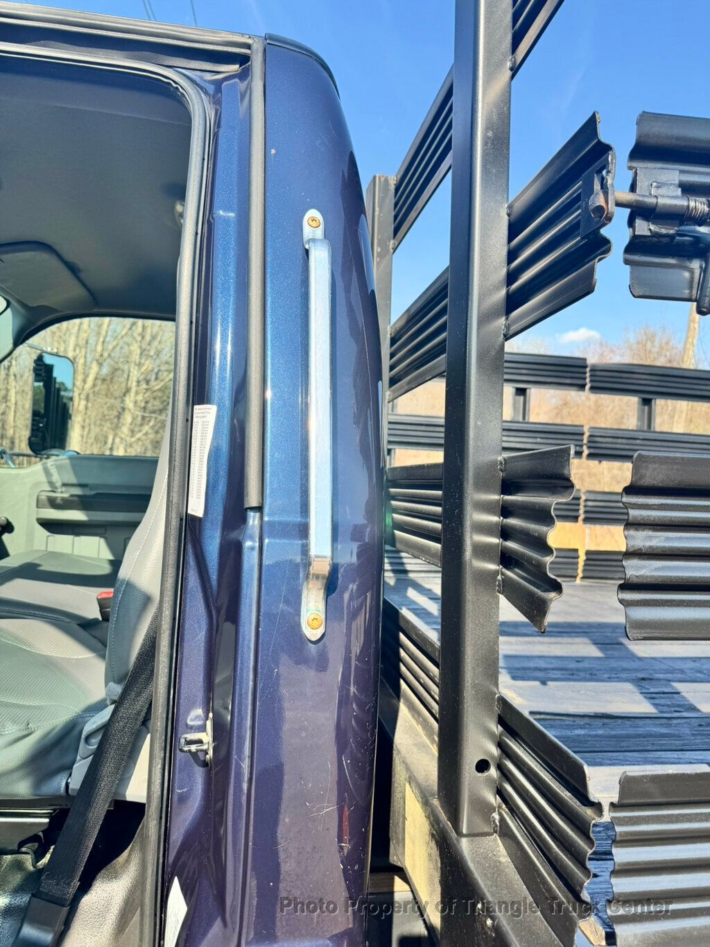 2012 Ford F650/F750 JUST 31k MILES! CUMMINS! LIFT GATE! SUPER NICE LOW MILEAGE UNIT! FINANCE OR LEASE! - 22989137 - 29