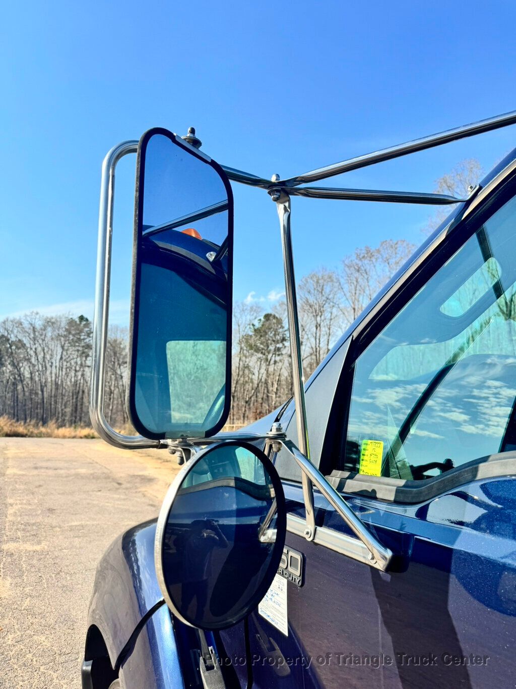 2012 Ford F650/F750 JUST 31k MILES! CUMMINS! LIFT GATE! SUPER NICE LOW MILEAGE UNIT! FINANCE OR LEASE! - 22989137 - 34