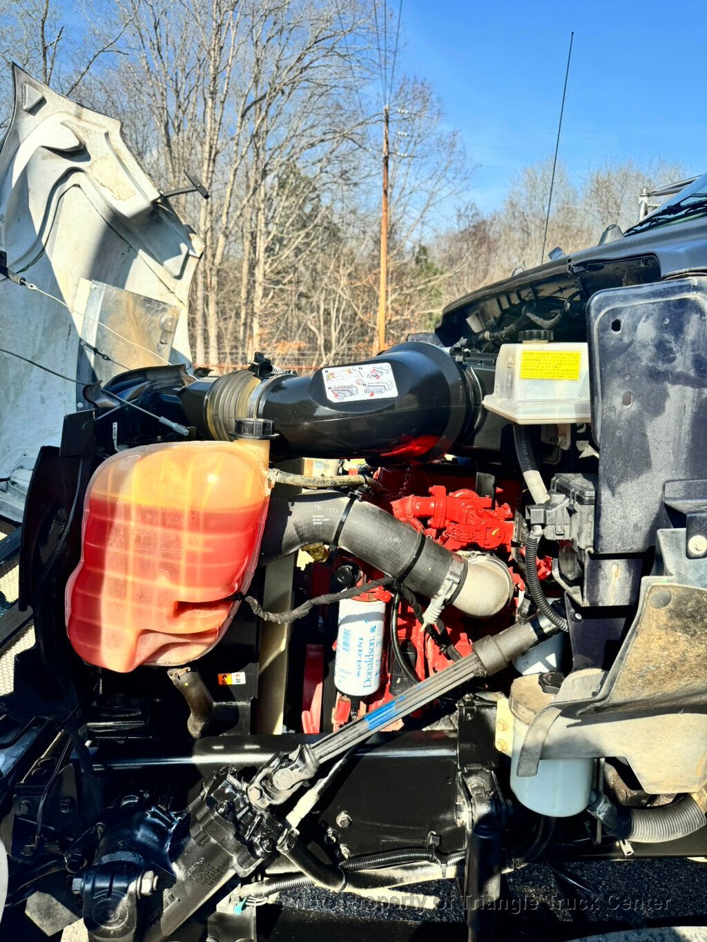 2012 Ford F650/F750 JUST 31k MILES! CUMMINS! LIFT GATE! SUPER NICE LOW MILEAGE UNIT! FINANCE OR LEASE! - 22989137 - 44