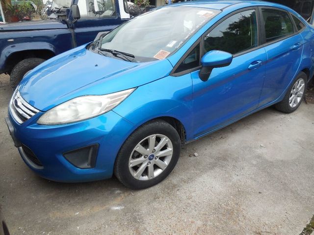 2012 Ford Fiesta 4dr Sedan SE - 21012890 - 1