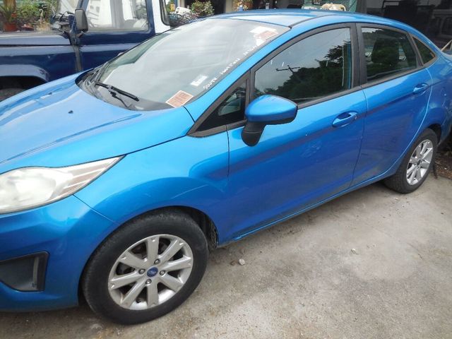 2012 Ford Fiesta 4dr Sedan SE - 21012890 - 5