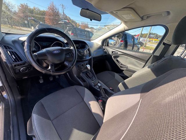 2012 Ford Focus 4dr Sedan S - 22946455 - 9