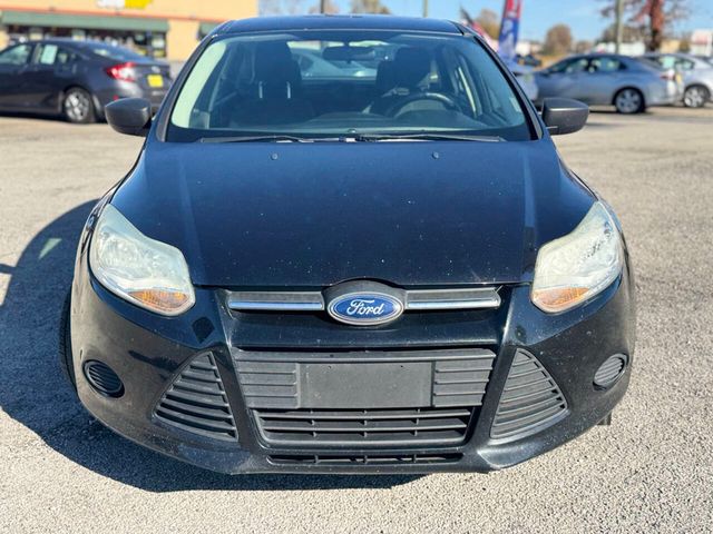 2012 Ford Focus 4dr Sedan S - 22946455 - 5
