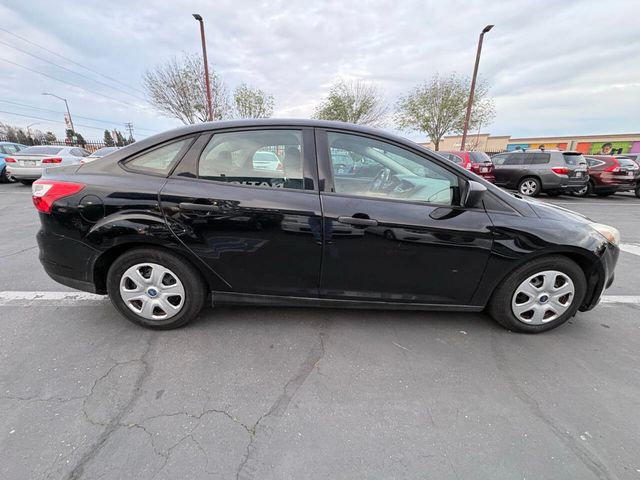 2012 Ford Focus 4dr Sedan S - 22992144 - 3