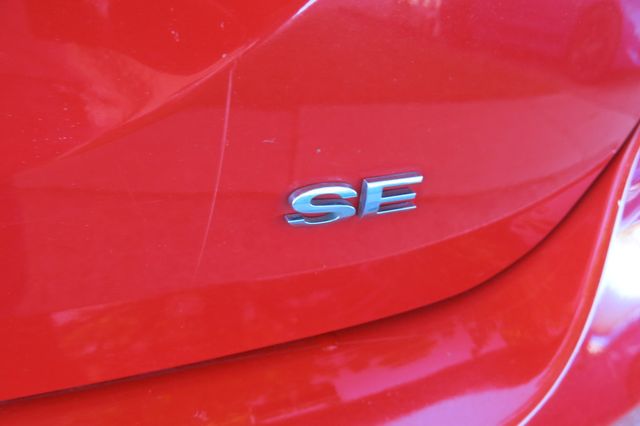 2012 Ford Focus 4dr Sedan SE - 23091603 - 13