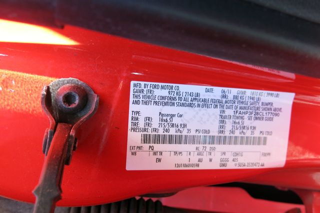 2012 Ford Focus 4dr Sedan SE - 23091603 - 35