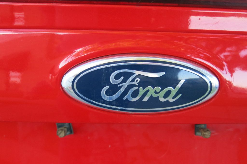 2012 Ford Focus 4dr Sedan SE - 23091603 - 47
