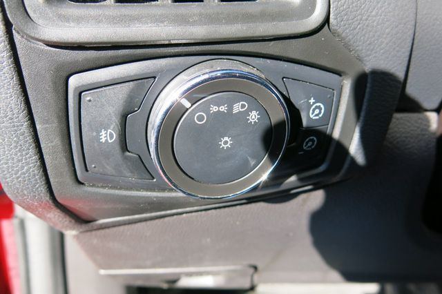 2012 Ford Focus 4dr Sedan SE - 23091603 - 57