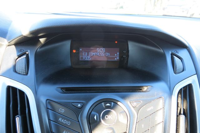 2012 Ford Focus 4dr Sedan SE - 23091603 - 62