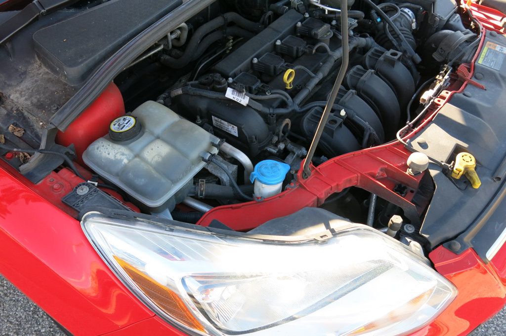 2012 Ford Focus 4dr Sedan SE - 23091603 - 67