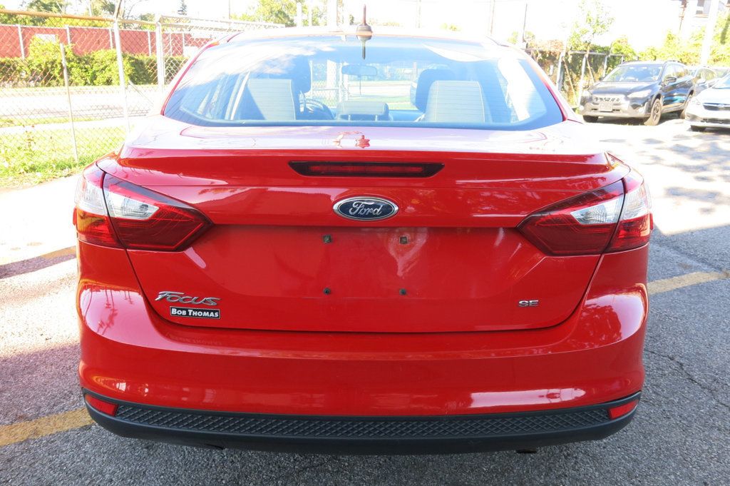 2012 Ford Focus 4dr Sedan SE - 23091603 - 7