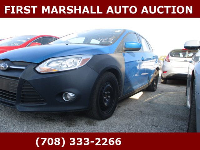 2012 Ford Focus 4dr Sedan SE - 22637915 - 1