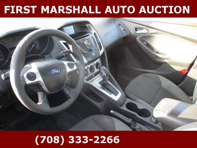 2012 Ford Focus 4dr Sedan SE - 22637915 - 5