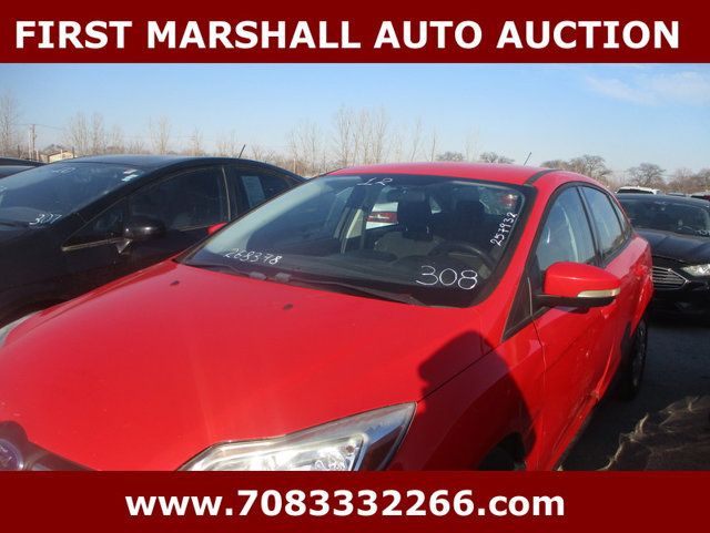 2012 Ford Focus 4dr Sedan SE - 23004709 - 1