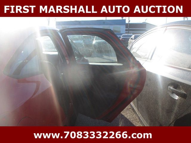 2012 Ford Focus 4dr Sedan SE - 23004709 - 6