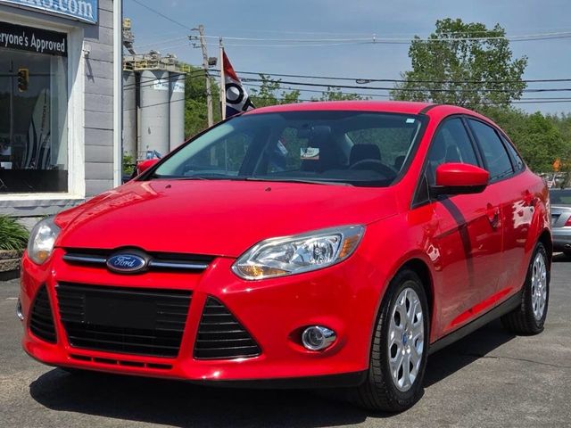 2012 Ford Focus 4dr Sedan SE - 23020092 - 0