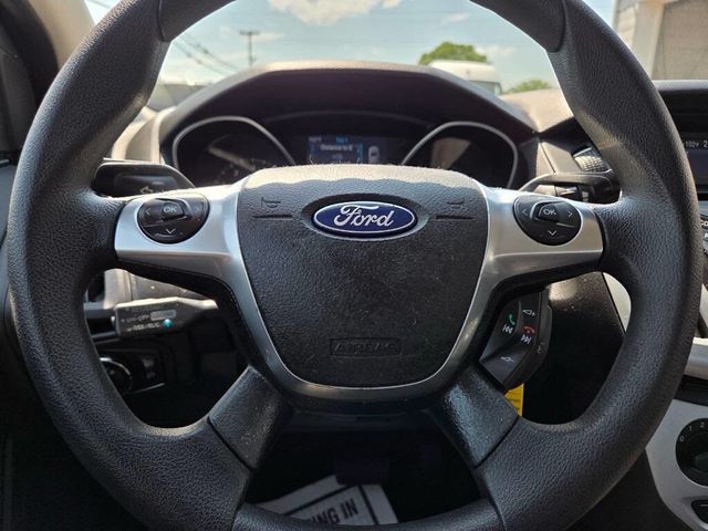 2012 Ford Focus 4dr Sedan SE - 23020092 - 18