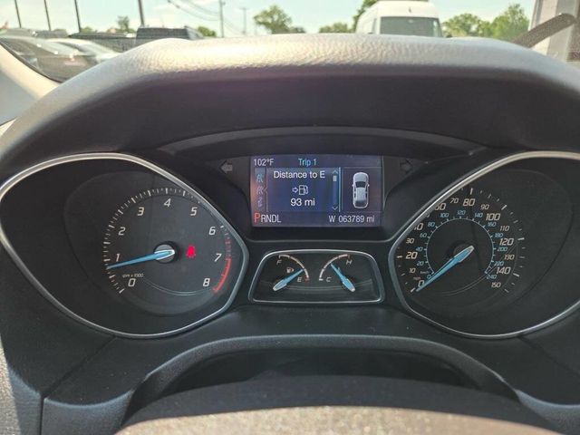 2012 Ford Focus 4dr Sedan SE - 23020092 - 19