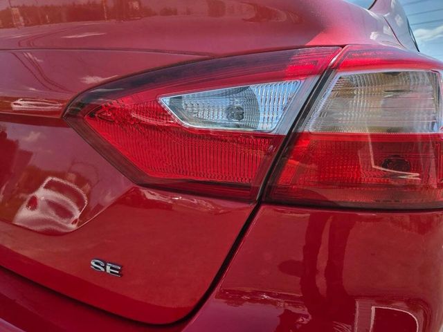 2012 Ford Focus 4dr Sedan SE - 23020092 - 26