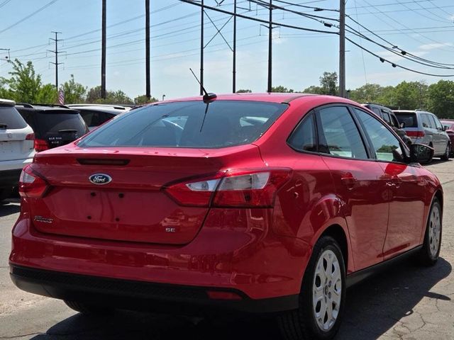 2012 Ford Focus 4dr Sedan SE - 23020092 - 4