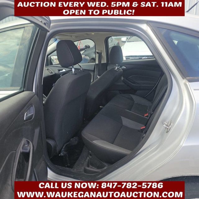 2012 Ford Focus 4dr Sedan SE - 22921247 - 6