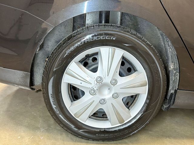 2012 Ford Focus 4dr Sedan SE - 23081973 - 35