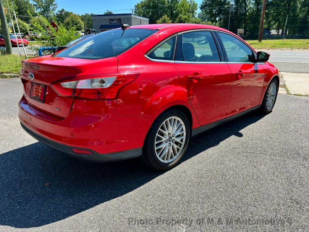 2012 Ford Focus 4dr Sedan SEL - 22502983 - 3