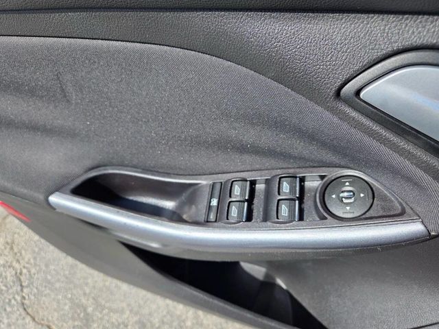 2012 Ford Focus 4dr Sedan Titanium - 23008016 - 14