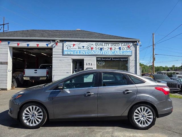 2012 Ford Focus 4dr Sedan Titanium - 23008016 - 1