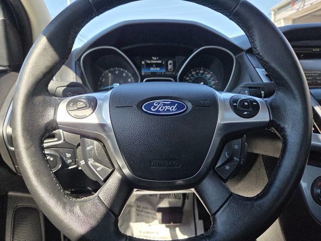 2012 Ford Focus 4dr Sedan Titanium - 23008016 - 23