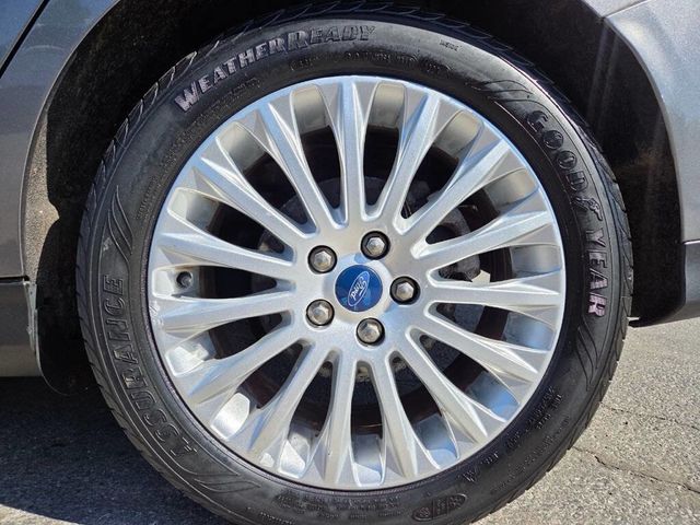 2012 Ford Focus 4dr Sedan Titanium - 23008016 - 28