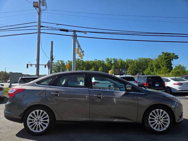 2012 Ford Focus 4dr Sedan Titanium - 23008016 - 5