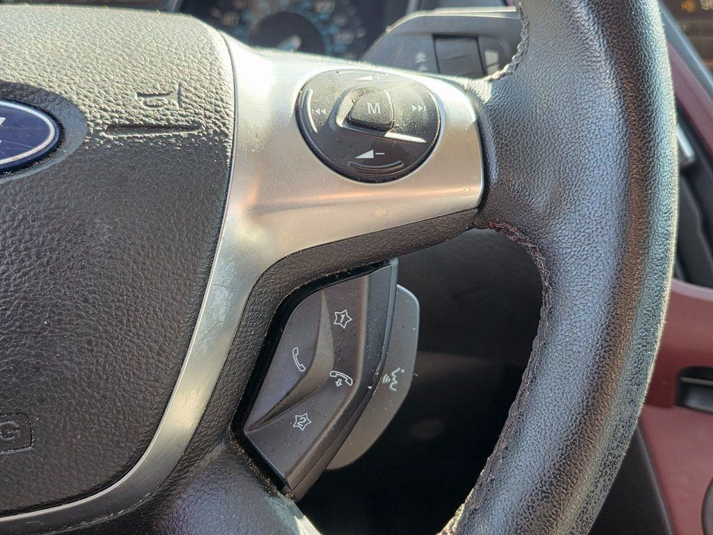 2012 Ford Focus 4dr Sedan Titanium - 22937410 - 24