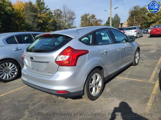 2012 Ford Focus 5dr Hatchback SE - 22933406 - 3