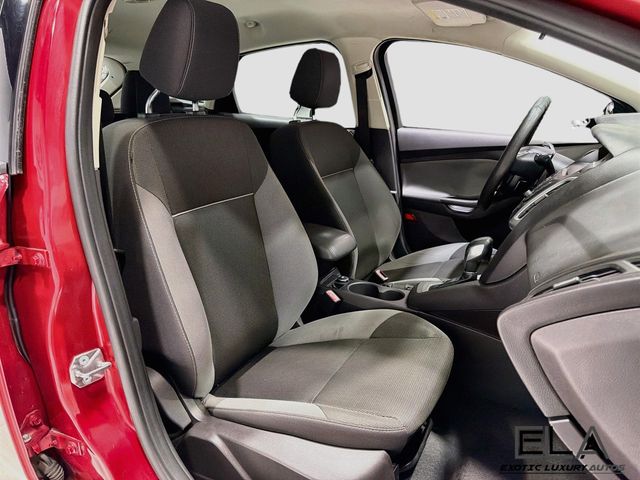 2012 Ford Focus 5dr Hatchback SE - 23047788 - 24