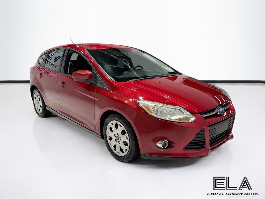 2012 Ford Focus 5dr Hatchback SE - 23047788 - 2
