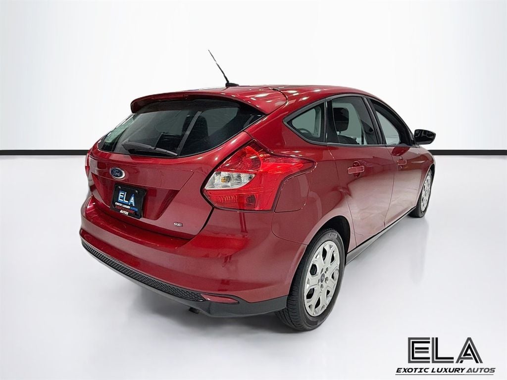 2012 Ford Focus 5dr Hatchback SE - 23047788 - 31